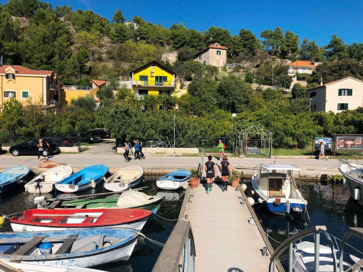 Apartments & Rooms Formenti Skradin Dış mekan fotoğraf